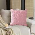 Dettaglio dei motivi 3D di conigli e cuori sulla federa per cuscino in peluche rosa - 45*45cm Solo Fodera (Senza Imbottitura) / Rosa