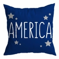 Detail van donkerblauwe kussensloop met tekst America en sterren voor Onafhankelijkheidsdag - Blauwe AMERICA Letter (YMD288-4)