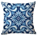 Funda de cojín cuadrada con patrón geométrico de azulejos mediterráneos en azul y blanco - Voluta De Azulejo Vintage Azul Oscuro (CDR299-31)