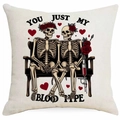 Fodera per cuscino quadrata con coppia di scheletri, rose e testo YOU JUST MY BLOOD TYPE - Scheletro Umorismo Nero Siringa Cuore (DYM325-16)