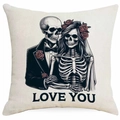 Dettaglio della federa in lino con coppia di scheletri gotici e stampa scritta LOVE YOU - Coppia Scheletri Goth - LOVE YOU (DYM325-9)