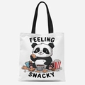 Dettaglio della borsa tote in tela bianca con simpatica stampa di panda che mangia - Stile Feeling Snacky (FBDT08-3)