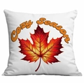 Fodera per cuscino quadrata bianca con foglia d'acero rossa e scritta Cozy Season - Stagione Accogliente Foglia d'Acero (CDR352-17) / 45x45cm Stampa su un Lato