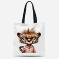 Détail de l'imprimé guépard sur un sac fourre-tout en toile blanche à anses noires - Motif Guépard Dessin Animé (FBDT31-20)