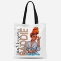 Détail de l'illustration de femme africaine avec texte BADDIE brillant sur le sac en toile - Foulard Orange Lunettes Baddie (TFBD36-17) / 33*39cm