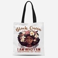 Détail de l'illustration Black Queen sur un sac fourre-tout blanc avec des accents floraux - Décoration Florale Black Queen (TFBD36-6) / 33*39cm