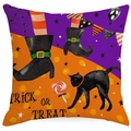 Halloween Kissenbezug Trick or Treat mit Hexenstiefeln und schwarzer Katze auf Leinen - Hexenstiefel Und Schwarze Katze Stil (DYM374-1)