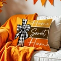 Leinen-Kissenbezug mit Home Sweet Home-Aufdruck und Kürbis-Orange Herbstelementen - Home Sweet Home (DYM382-2) / 45x45 cm