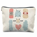 Dettaglio della borsa da cucito con stampe di gomitoli di lana e trama in lino - 21.5*15cm / Tema lavorato a mano (TSND50-1)