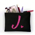 Schwarze Kosmetiktasche aus Canvas mit pink glänzendem Buchstaben J und Herzmotiv - Rosa Glitzer Buchstabe J (TSND518-J)