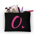 Schwarze Kosmetiktasche aus Canvas mit glitzerndem rosa Buchstaben O und viel Platz - Rosa Glitzer Buchstabe O (TSND51-O)