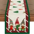 Kerst tafelloper met kabouterprints en rood gestreepte randen op houten tafel - 33*183cm / Drie Kerstkabouters (ZQT71-8)