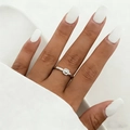 Elegante anello d'argento con cristallo quadrato e design geometrico minimalista da donna - 11 Bianco K S73 (Anello)
