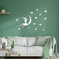 Pegatina de pared espejo 3D de acrílico con niña en la luna y decoraciones de corazón - Plateado