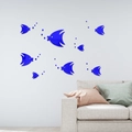 Detalle de pegatinas de pared de peces espejo de acrílico azul con burbujas en el salón - Azul