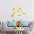 Detalle de adhesivos de pared de espejo 3D en acrílico amarillo con motivos florales - Dorado