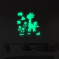 Leuchtende Giraffen Wandtattoo Set mit Vögeln und Wolken für Kinderzimmer Deko - Grün (YG408)