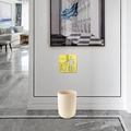 Poubelle cylindrique beige minimaliste avec finition mate pour décor moderne d'intérieur - Jm3131-or