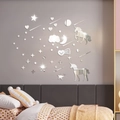 Détail de stickers muraux miroir en acrylique argenté avec étoiles et licornes - Argenté