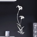 Vinilo decorativo de espejo 3D con elegante diseño de lirio cala para pared de salón - Plateado