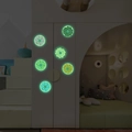 6er-Set im Dunkeln leuchtende Donut-Wandaufkleber fluoreszierende Deko für Schlafzimmer - Grün