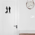Moderne zwart acryl toiletbordjes met dames en heren silhouetten op een witte deur - Zwart