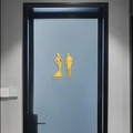 Gouden acryl spiegel toiletbordenset met elegante mannelijke en vrouwelijke silhouetten - Goud