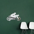3D-Acryl-Motorrad-Spiegel-Wandaufkleber für moderne Wohnkultur auf dunkler Wand - Silber