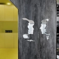 Adesivi murali a specchio in acrilico con silhouette creative per l'arredamento del soggiorno - Argento (JM3487)