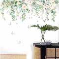 Detailansicht der Aquarell-Wandtattoos mit grünen Reben, Blumen und Schmetterlingen - Botanischer Blumenstil (PH-QT640)