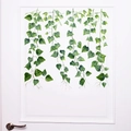 Détail des stickers muraux de vignes vertes avec textures de feuilles à l'aquarelle - Vignes Suspendues (PH-QT610)