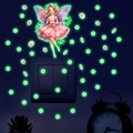 Adesivi murali luminosi con fata in abito rosa e puntini verdi brillanti per la camera - Luce Verde (YG_B041)