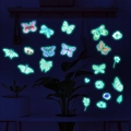 Stickers muraux papillons et fleurs luminescents brillant dans le noir pour décor - Yg_b012 Blu-ray