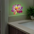 Leuchtender Lotus-Wandaufkleber mit fluoreszierenden Kanten und realistischen Tautropfen - Grünes Glühen (fun-yg036)