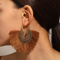 Pendientes bohemios grandes con flecos y patrón de metal hueco bronce en marrón oscuro - Oro Antiguo / Marrón