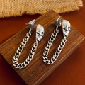 Vintage Silber Punk Totenkopf Ohrringe mit Panzerkette im Retro Gothic Stil - Totenkopf Kette Ohrstecker / Antiksilber