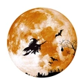 Dettaglio di adesivo murale luna arancione con silhouette di strega e pipistrelli Halloween - 30*30cm Giallo