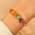 Handgefertigtes Bohème-Regenbogenperlenarmband mit goldenen Akzenten und Kordelzug - Bunt (N-1046)
