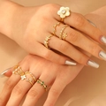 Elegante gouden bloemen ringenset voor dames met kristallen en groene emaille bladeren - Gouden Natuurlijke Bloem Blad Open Ring Set / Goud