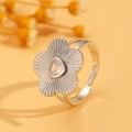 Zilveren bloemring met hartvormige zirkoon en verstelbaar open ontwerp voor damesmode - Zilveren Hart Zirconia Bloem Open Ring (08 Wit K 0552) / Helder Zilver