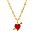 Gotische goldene Amorpfeil-Halskette mit rotem herzförmigem Edelstein-Anhänger - Gold Roter Edelstein Stil (A-824)