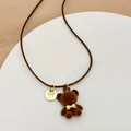 Collana con ciondolo a forma di orso floccato marrone e fiocco dorato per maglioni - Collana Orsetto Marrone (6773)