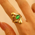Bague vintage en acier inoxydable doré avec une pierre naturelle verte ovale sertie - Style Cabochon Profilé en Goutte d'Eau (WG0-0958)
