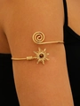 Bracelet de bras bohème doré avec bande spirale ajustable et élément soleil en pierre brune - Or KC 3488