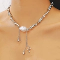 Silberne geometrische Choker-Halskette mit Barockperle und Stern-Kreuz-Anhänger - Halskette mit künstlichen Perlen, Stern und Kreuz (3496)