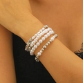 Elegantes mehrlagiges Armband-Set mit Silberperlen und Perlen sowie Herzanhängern - Mehrlagiges Armband-Set mit künstlichen Perlen und Metall (4061)