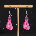 Boucles d'oreilles ruban rose cancer du sein en acrylique avec gants de boxe et Fight - Boucles d'Oreilles Pendantes Gant de Boxe en Acrylique (WG-0352)