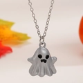 Collier avec pendentif fantôme d'Halloween bohème, finition argent mat sur chaîne fine - Collier (05 Gris A-1283)