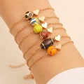 Set mit sechs goldenen Sportarmbändern mit bunten Ball- und Herzanhängern - Armband Set (27)