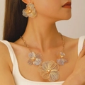 Golden filigree flower jewelry set with necklace and stud earrings in hollow design - Hollow Wire Woven Floral Style / Gold